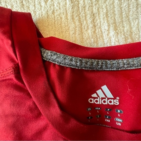 ADIDAS Climalite tech fit Short Sleeve red Athletic Shirt. Size large - Picture 7 of 11